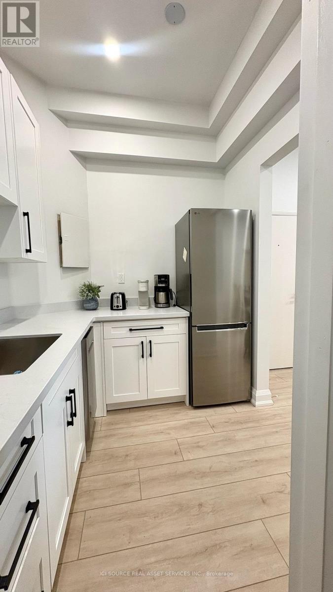 1 - 754 Queen Street E, Toronto, Ontario  M4M 1H4 - Photo 19 - E13709130