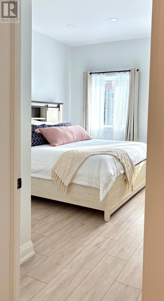 1 - 754 Queen Street E, Toronto, Ontario  M4M 1H4 - Photo 24 - E13709130