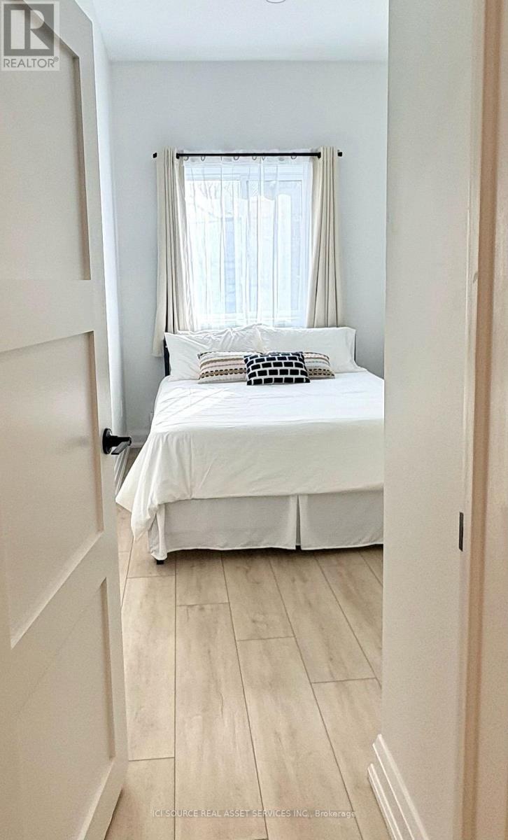 1 - 754 Queen Street E, Toronto, Ontario  M4M 1H4 - Photo 26 - E13709130