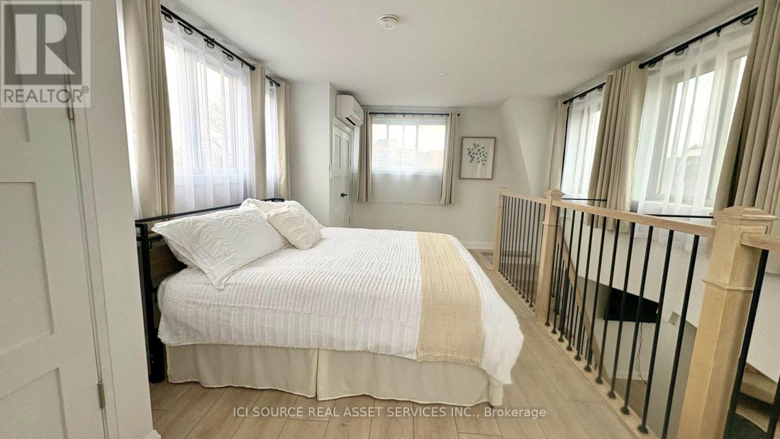 2 - 754 Queen Street E, Toronto, Ontario  M4M 1H4 - Photo 10 - E13709142
