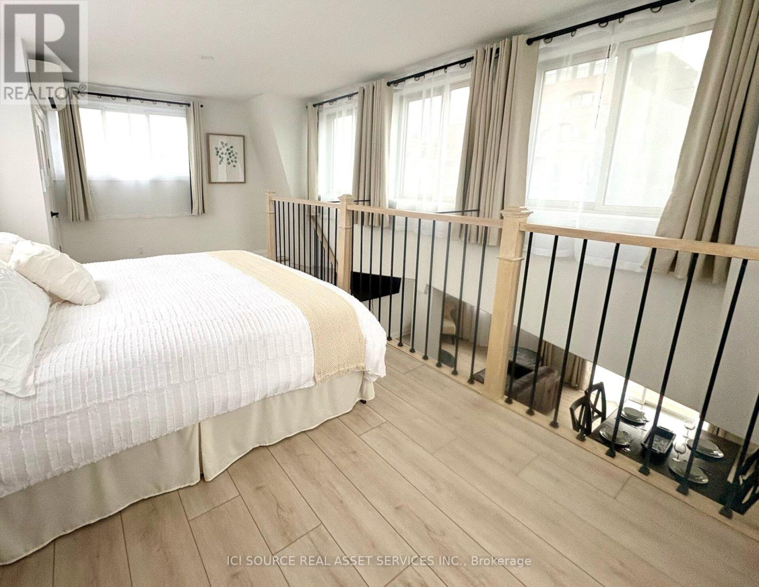 2 - 754 Queen Street E, Toronto, Ontario  M4M 1H4 - Photo 9 - E13709142