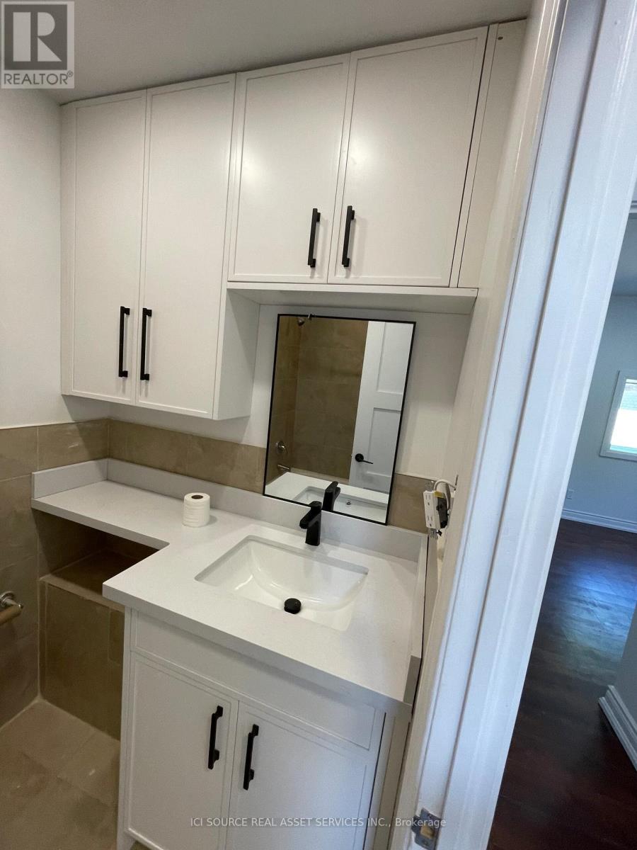 4 - 754 Queen Street E, Toronto, Ontario  M4M 1H4 - Photo 12 - E13709154