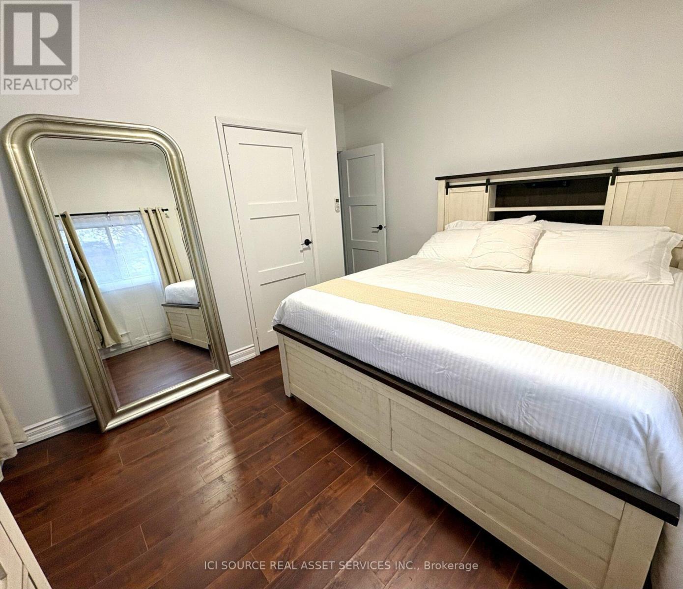 4 - 754 Queen Street E, Toronto, Ontario  M4M 1H4 - Photo 32 - E13709154