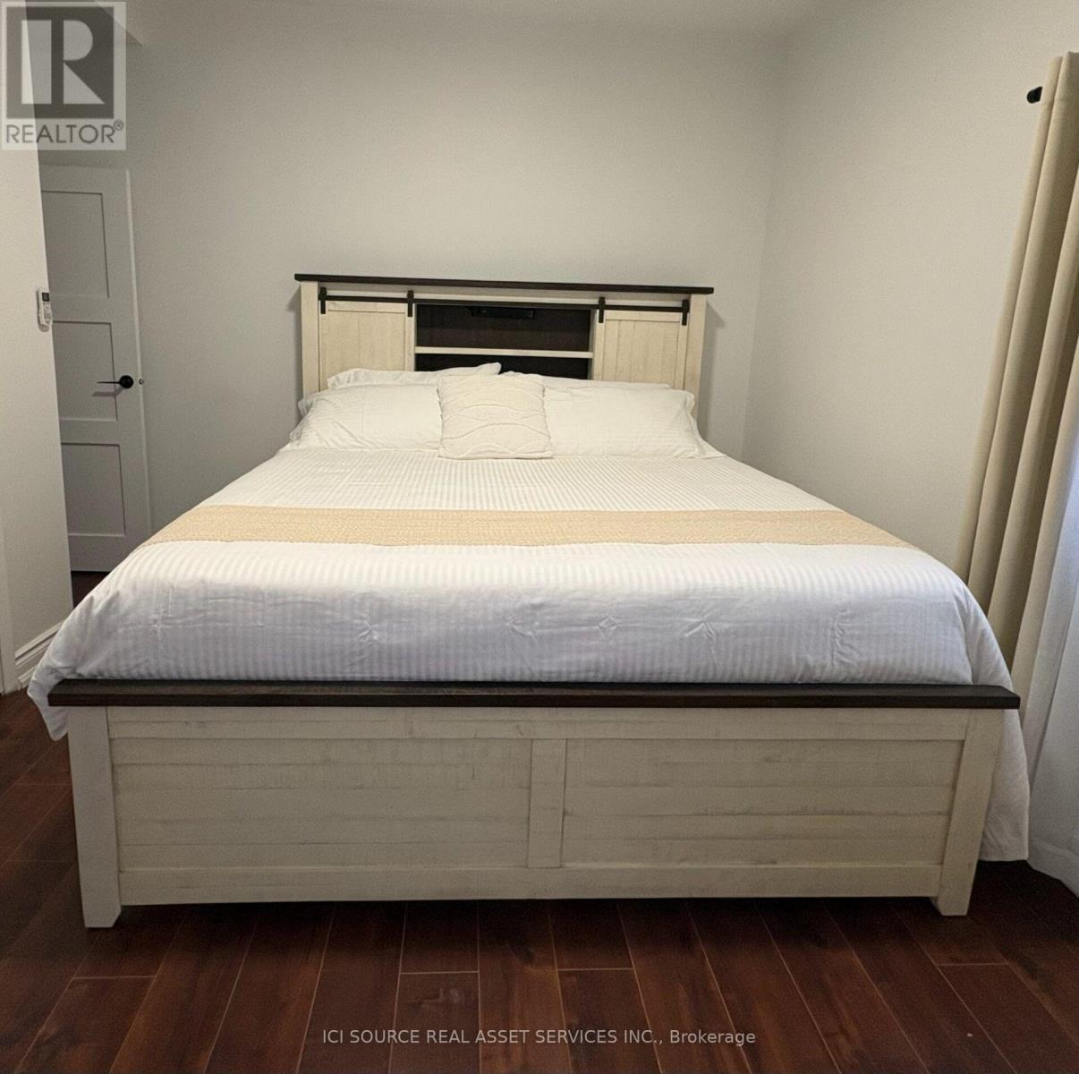 4 - 754 Queen Street E, Toronto, Ontario  M4M 1H4 - Photo 33 - E13709154