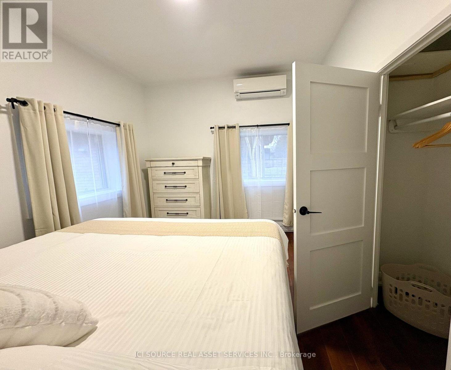 4 - 754 Queen Street E, Toronto, Ontario  M4M 1H4 - Photo 34 - E13709154