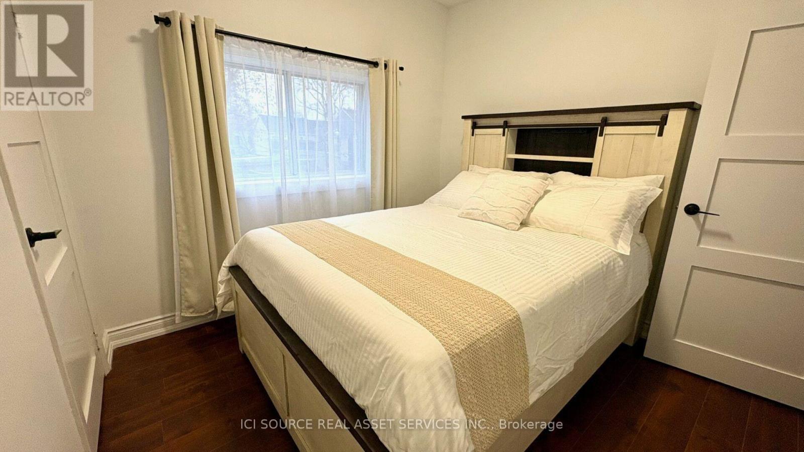 4 - 754 Queen Street E, Toronto, Ontario  M4M 1H4 - Photo 39 - E13709154
