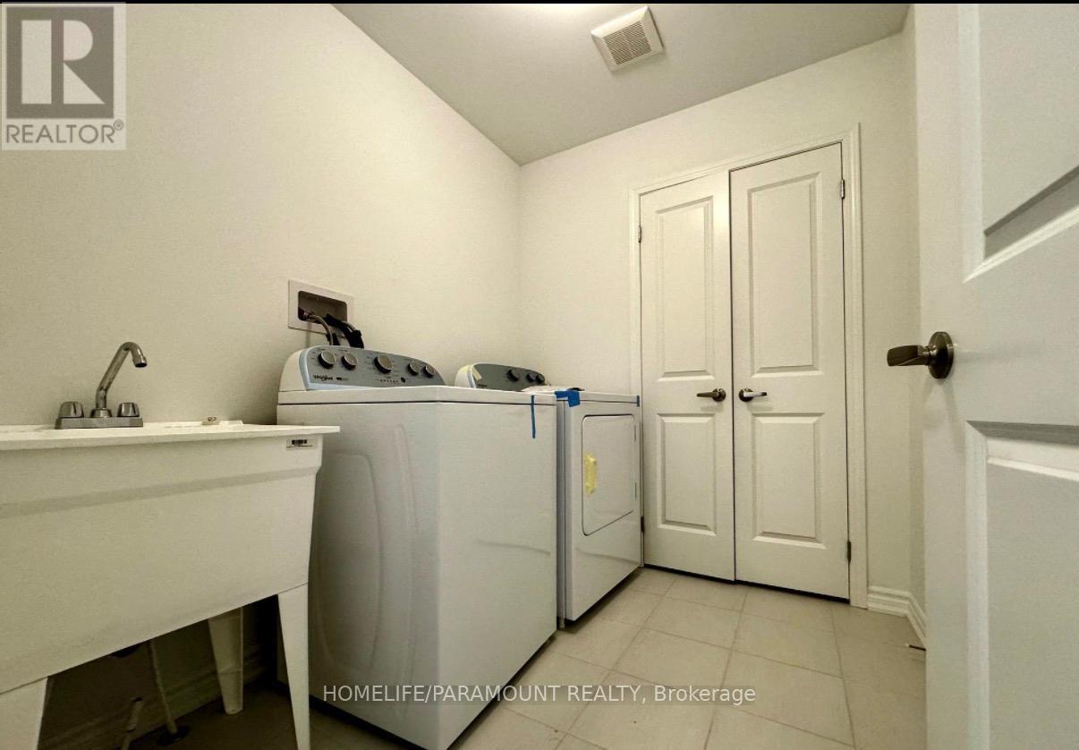 1472 Hawktail Path, Pickering, Ontario  L1X 0N8 - Photo 13 - E13709172