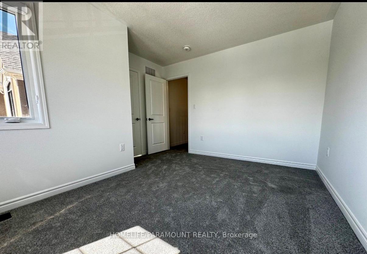 1472 Hawktail Path, Pickering, Ontario  L1X 0N8 - Photo 9 - E13709172