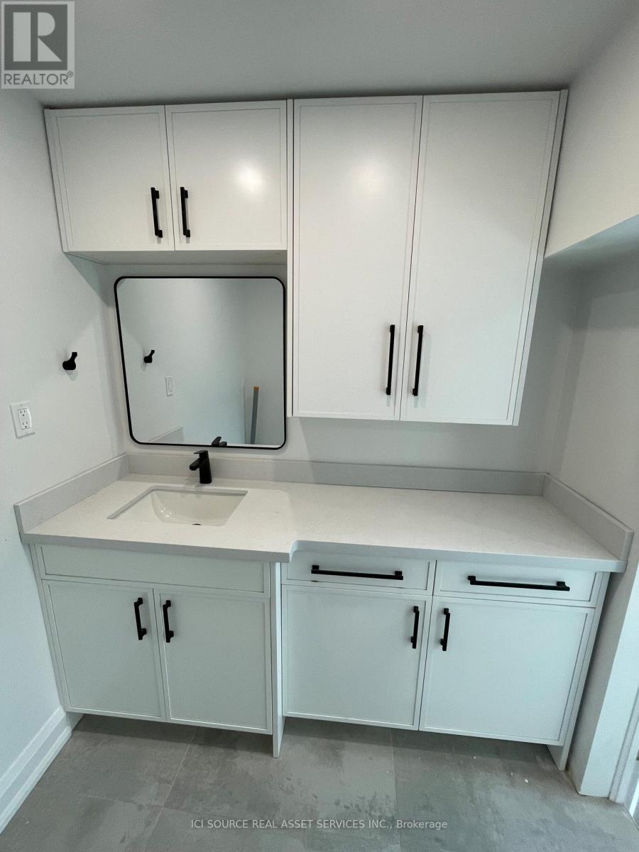 3 - 754 Queen Street E, Toronto, Ontario  M4M 1H4 - Photo 17 - E13709174