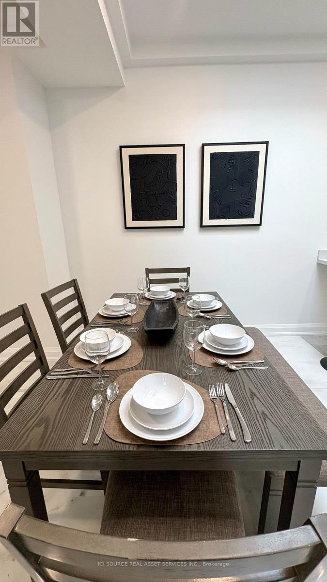 3 - 754 Queen Street E, Toronto, Ontario  M4M 1H4 - Photo 9 - E13709174