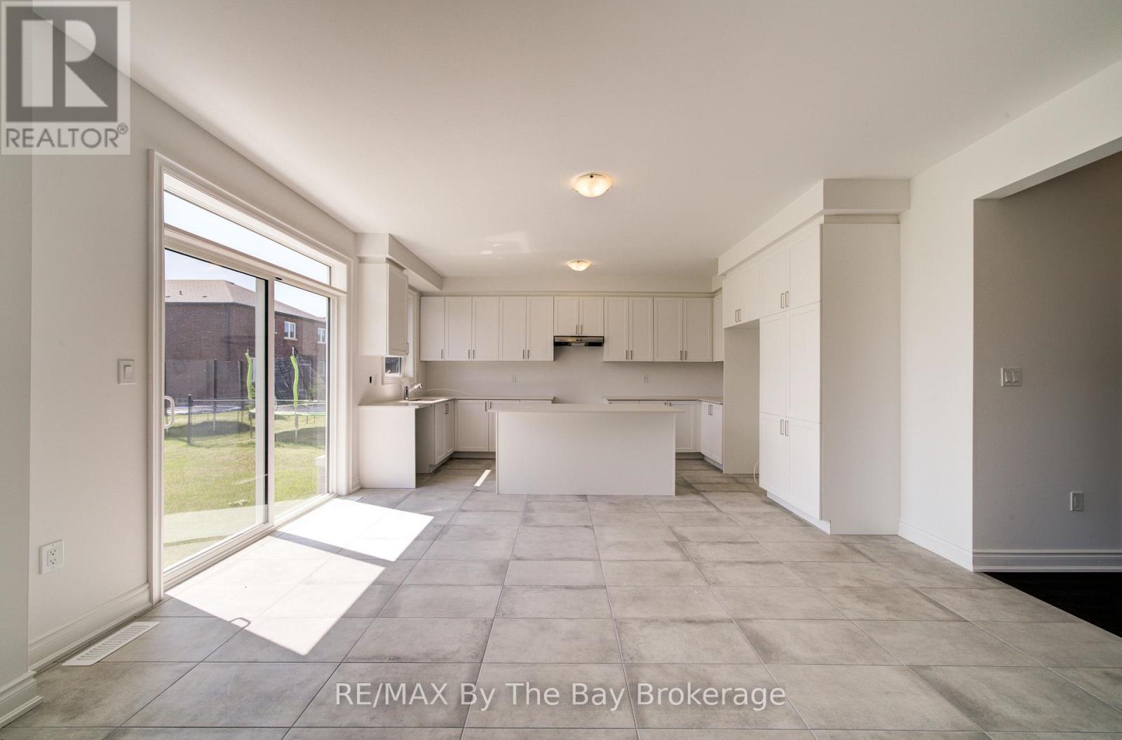 25 Amber Drive, Wasaga Beach, Ontario  L9Z 0R9 - Photo 12 - S13709112