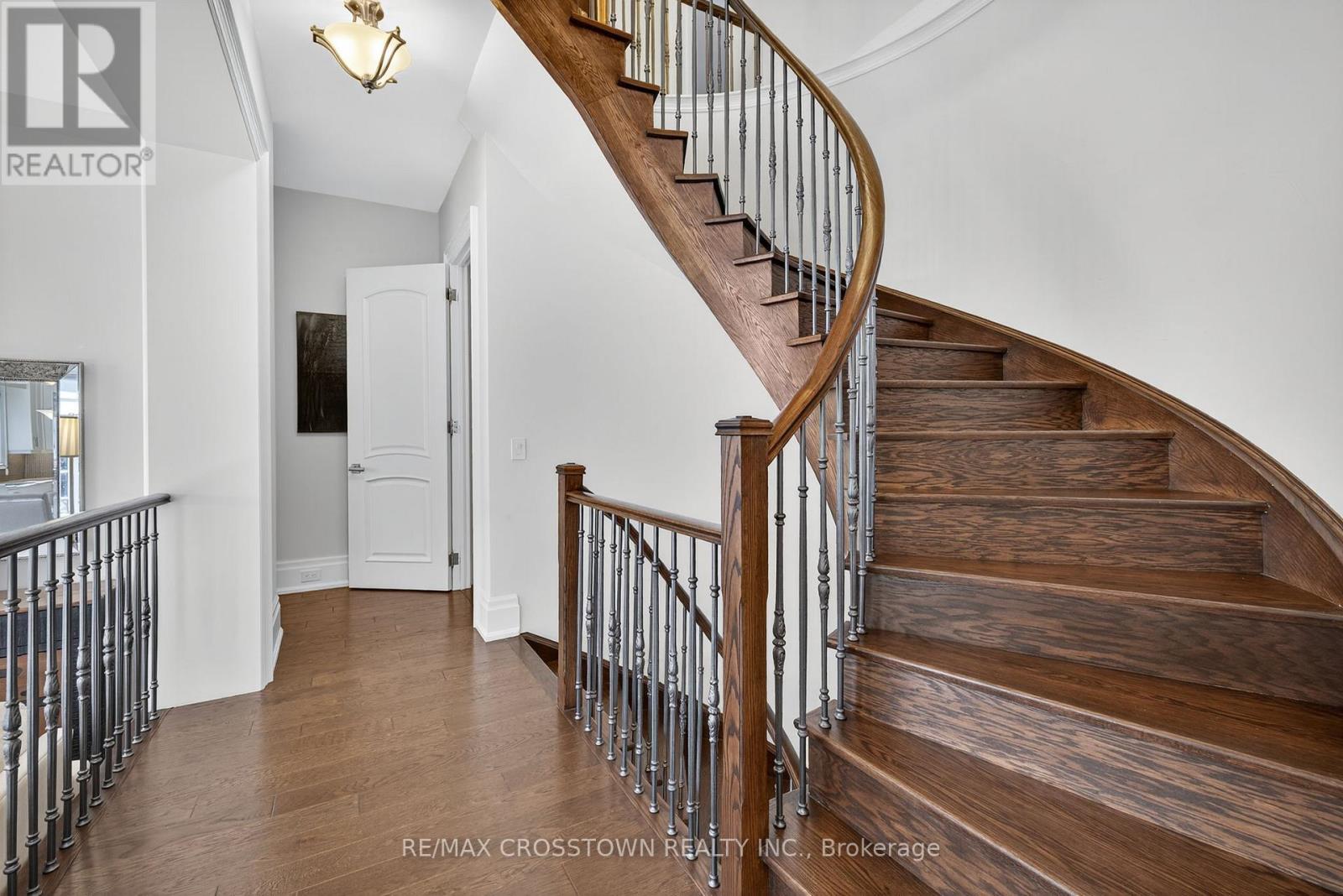 10 Annsleywood Court, Vaughan, Ontario  L4H 4G6 - Photo 21 - N13709136