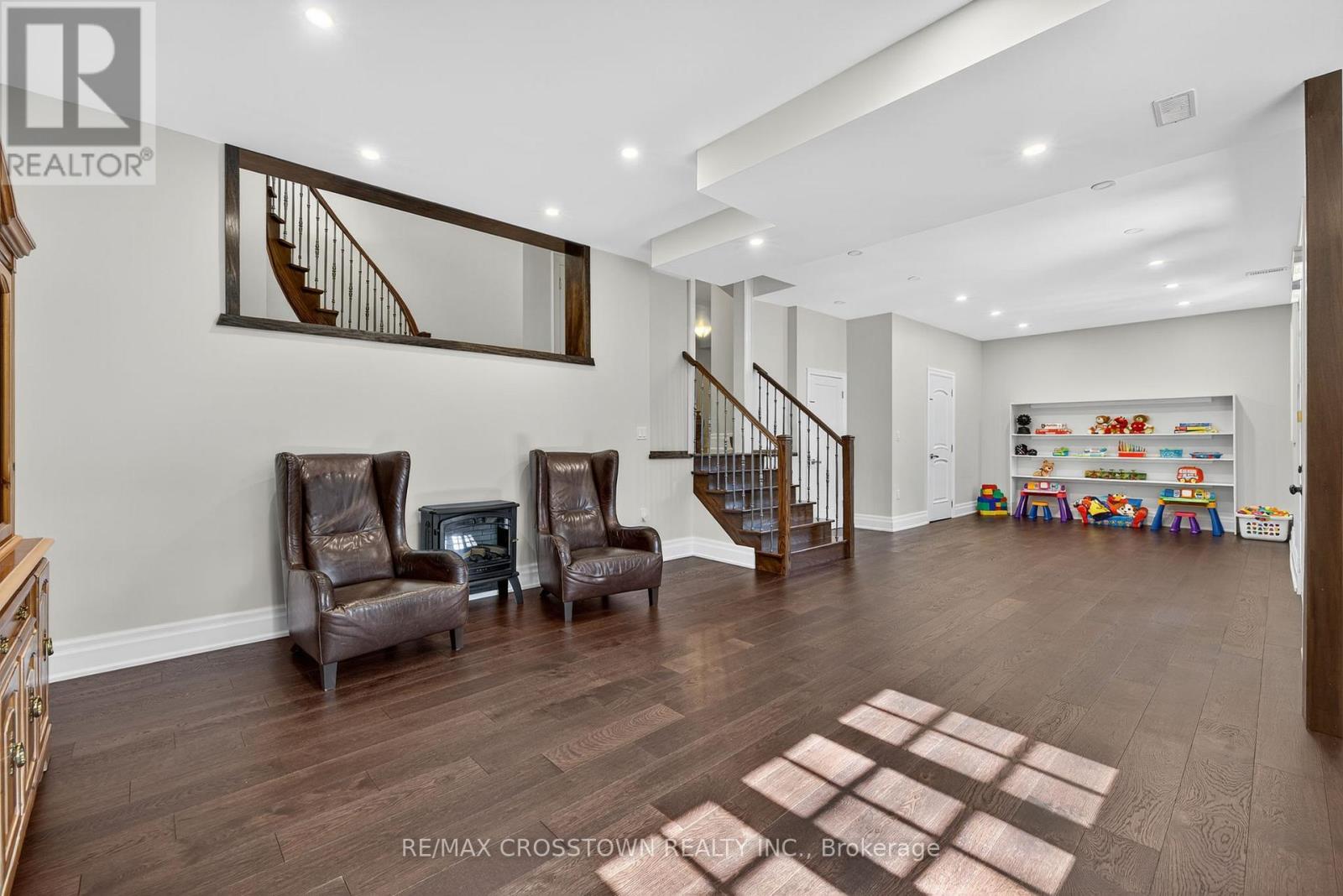 10 Annsleywood Court, Vaughan, Ontario  L4H 4G6 - Photo 41 - N13709136