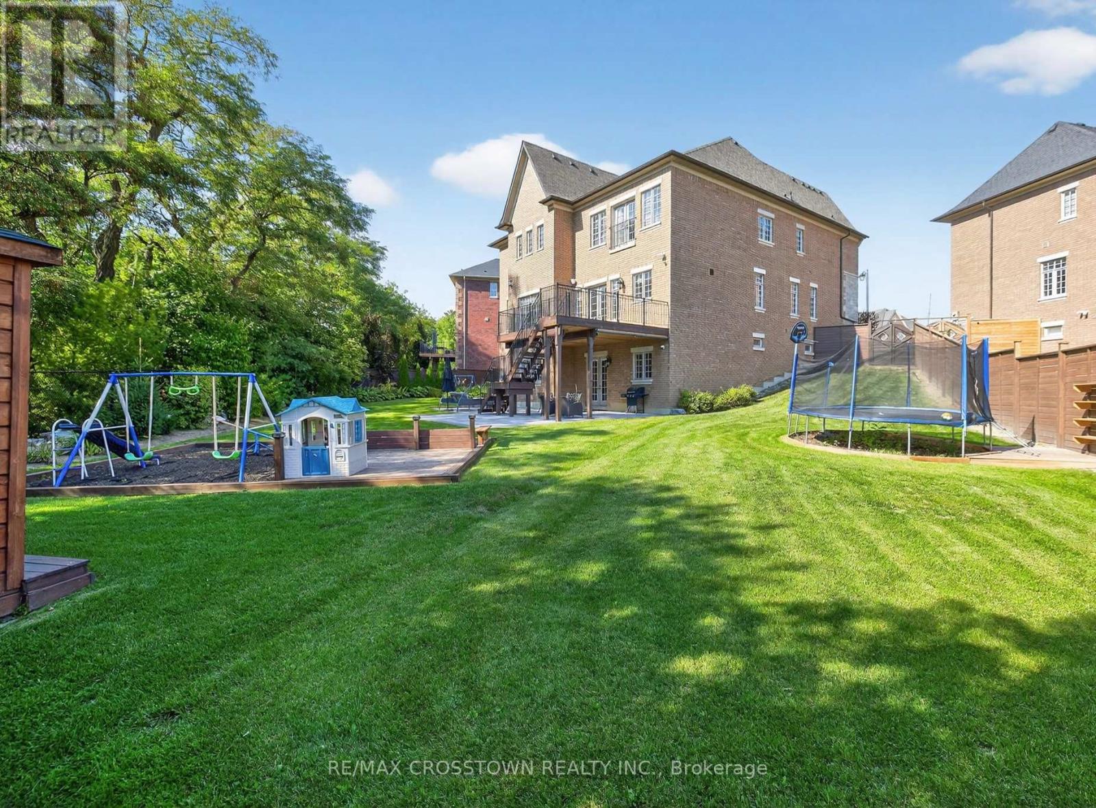 10 Annsleywood Court, Vaughan, Ontario  L4H 4G6 - Photo 46 - N13709136
