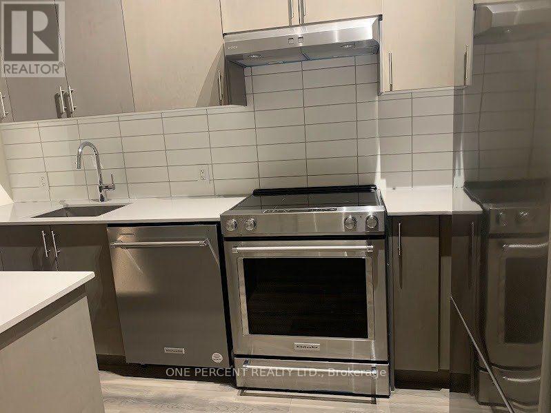 13 - 9000 Jane Street E, Vaughan (Vellore Village), Ontario  L4K 0M6 - Photo 17 - N13709144