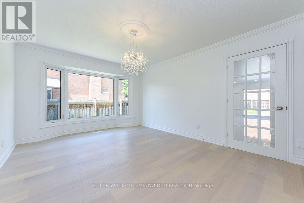 24 Marconi Avenue, Vaughan, Ontario  L4L 7A5 - Photo 12 - N13709158