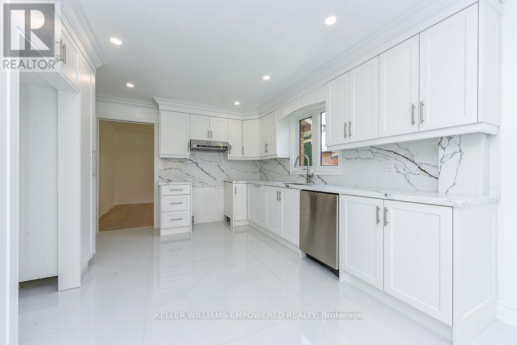 24 Marconi Avenue, Vaughan, Ontario  L4L 7A5 - Photo 15 - N13709158