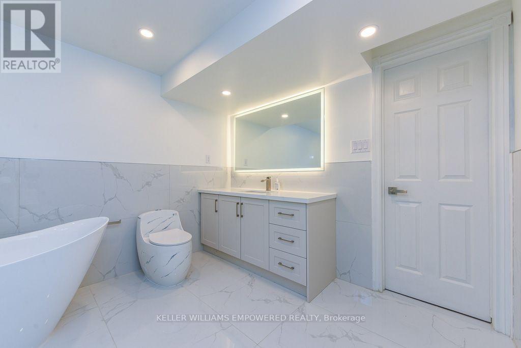 24 Marconi Avenue, Vaughan, Ontario  L4L 7A5 - Photo 40 - N13709158