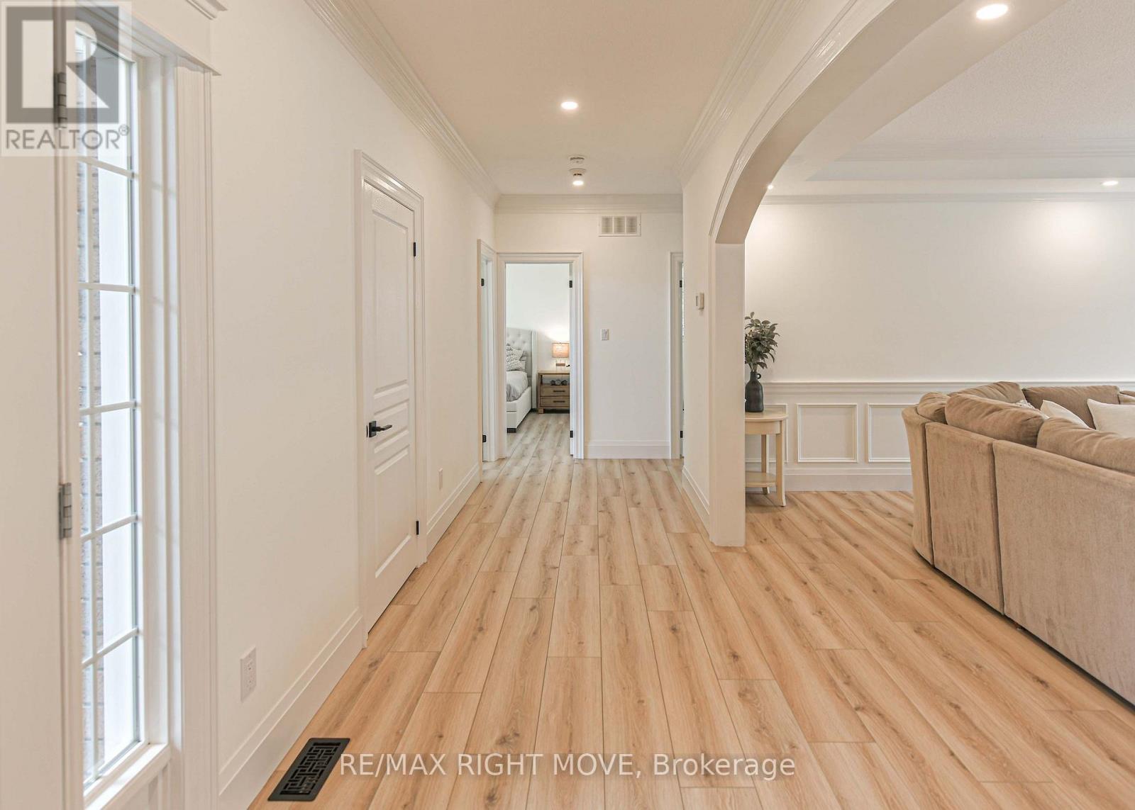 1043 Hurlwood Lane, Severn, Ontario L3V 6H4 - Photo 22 - S13709132