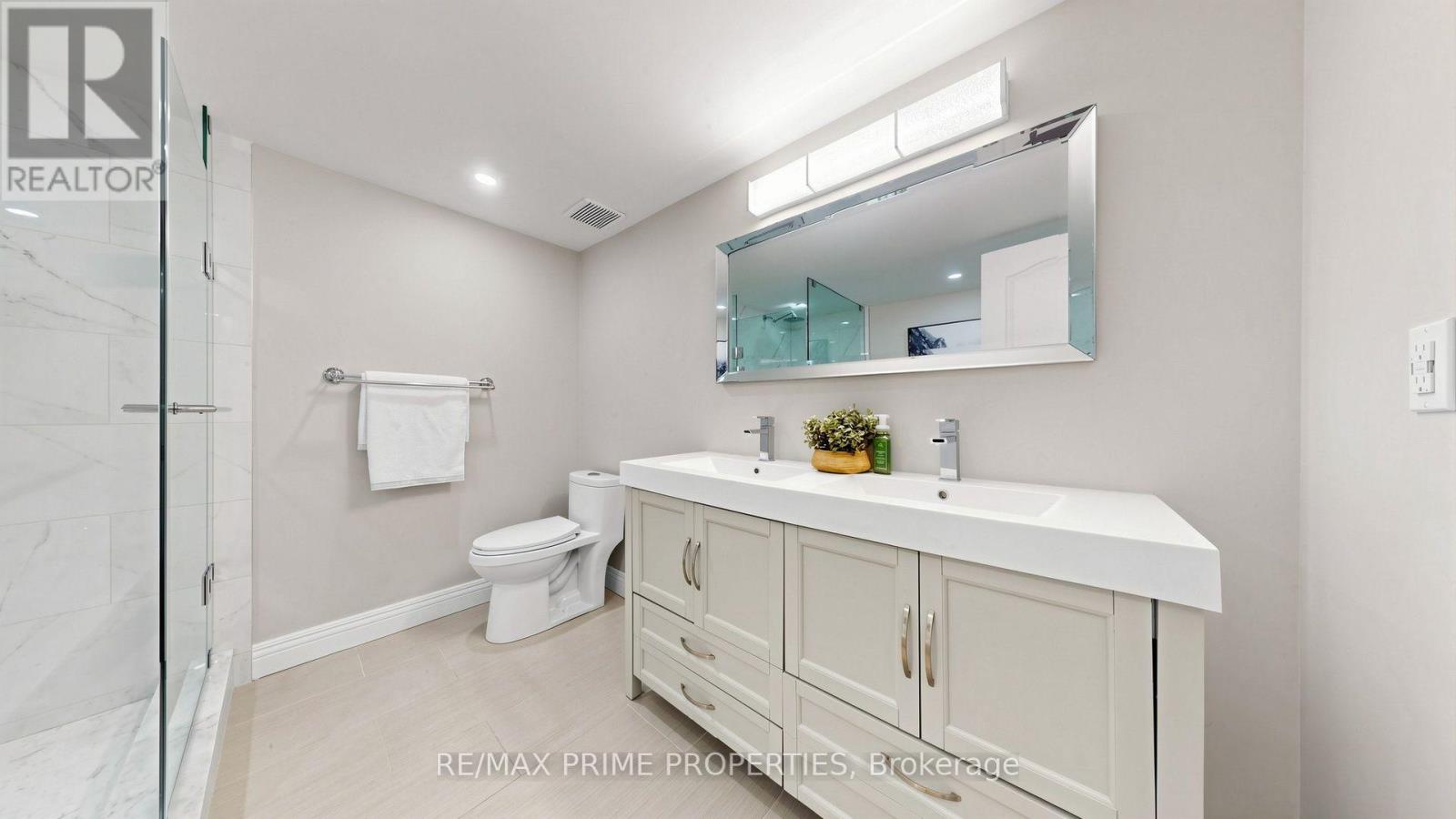 18b - 1084 Queen Street W, Mississauga, Ontario  L5H 4K4 - Photo 22 - W13709128