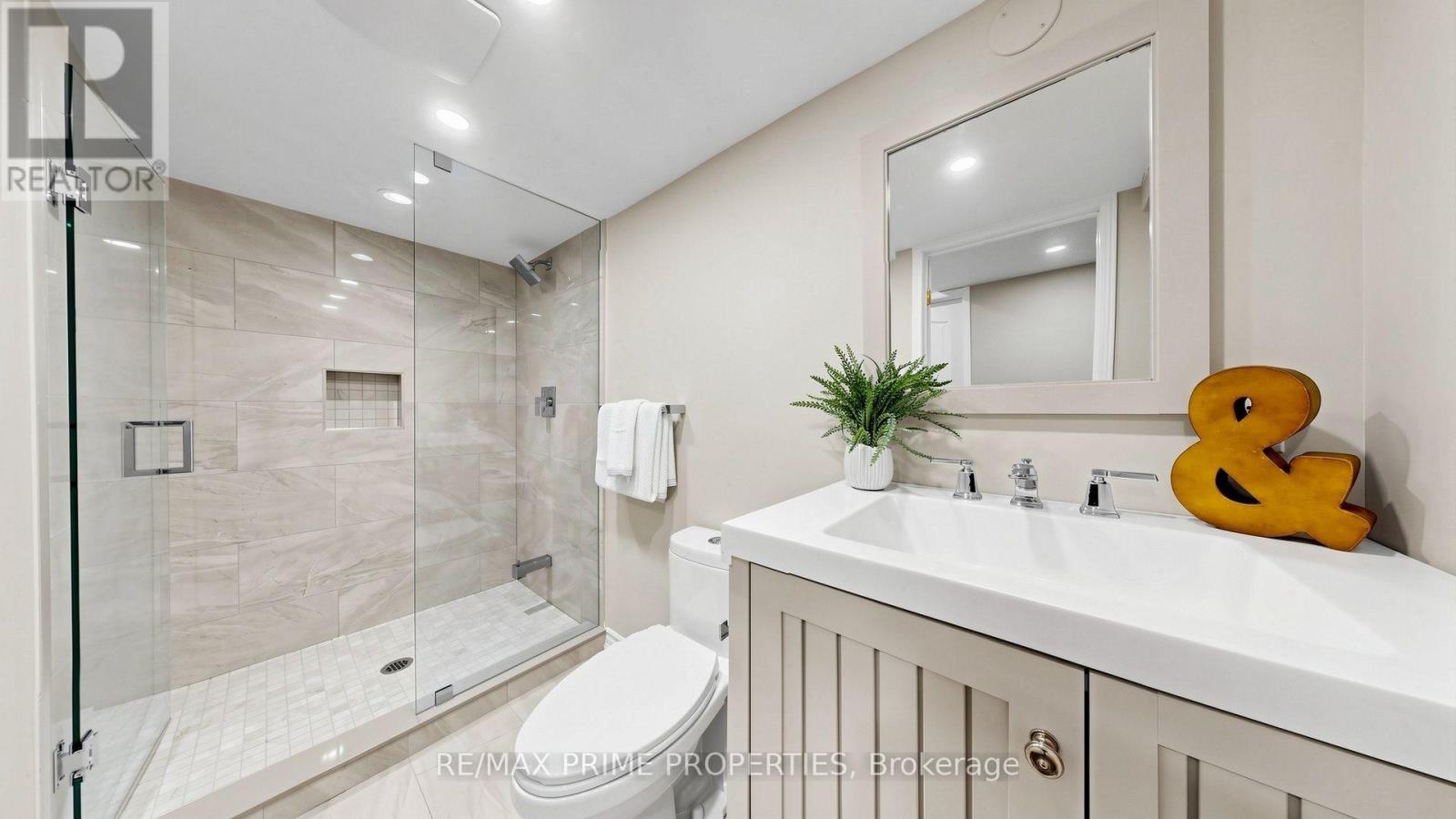 18b - 1084 Queen Street W, Mississauga, Ontario  L5H 4K4 - Photo 44 - W13709128
