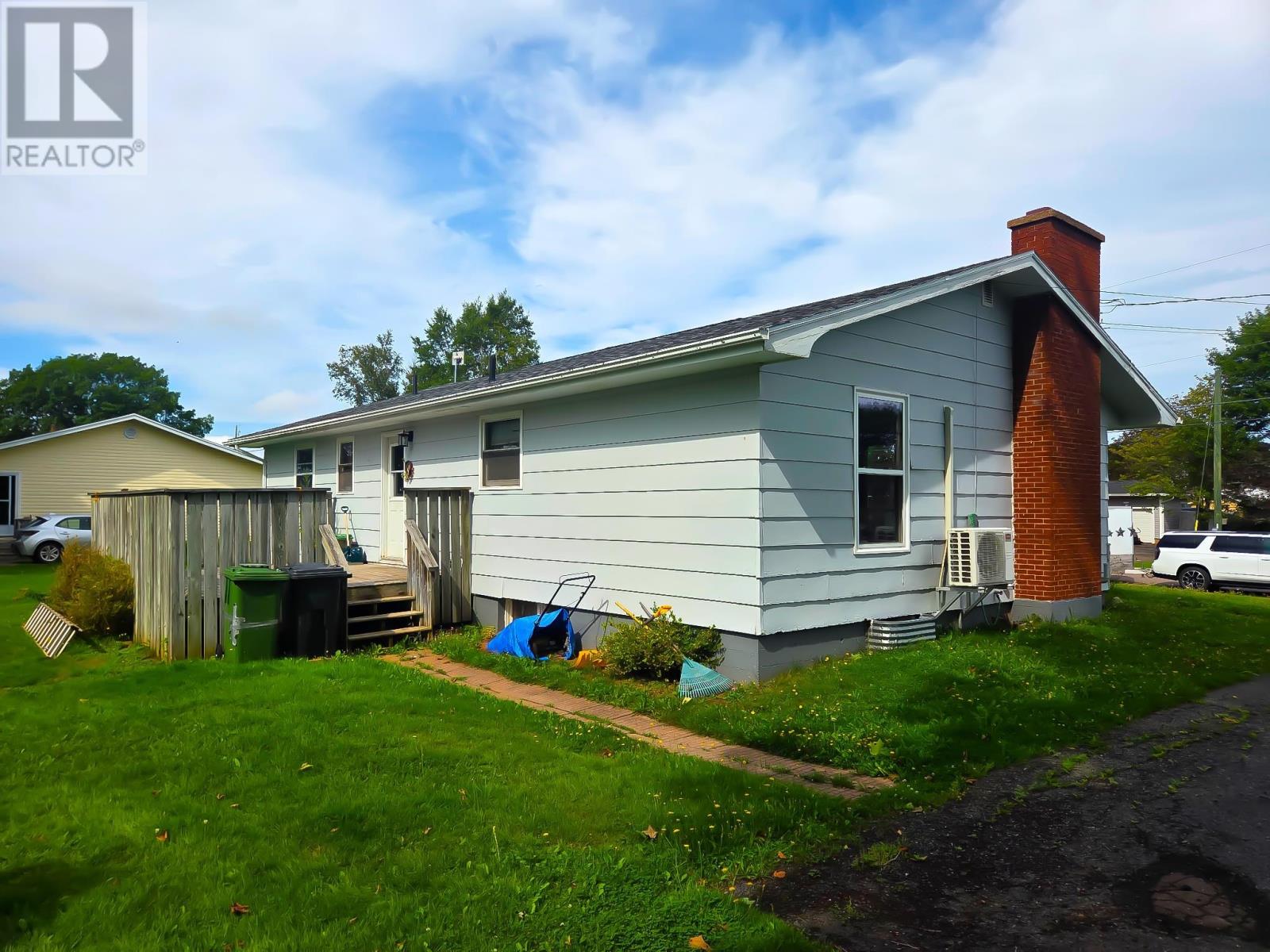 9 Messer Avenue, Sherwood, Prince Edward Island  C1A 6N5 - Photo 3 - 202621403