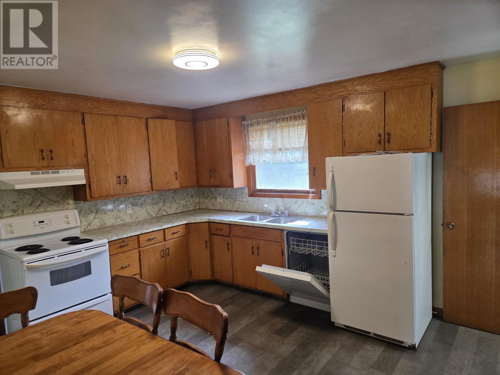 9 Messer Avenue, Sherwood, Prince Edward Island  C1A 6N5 - Photo 6 - 202621403