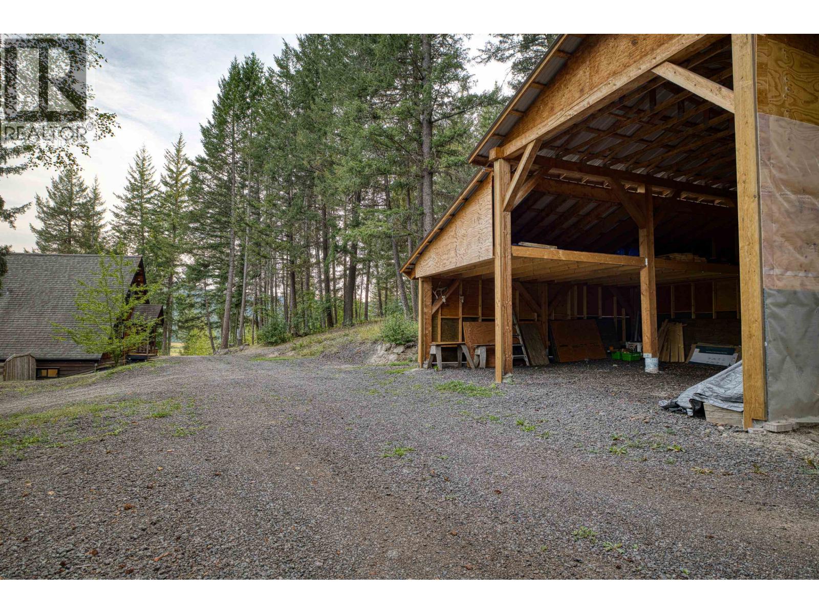 7263 Summit Road, Canim Lake, British Columbia  V0K 1J0 - Photo 37 - R3158500