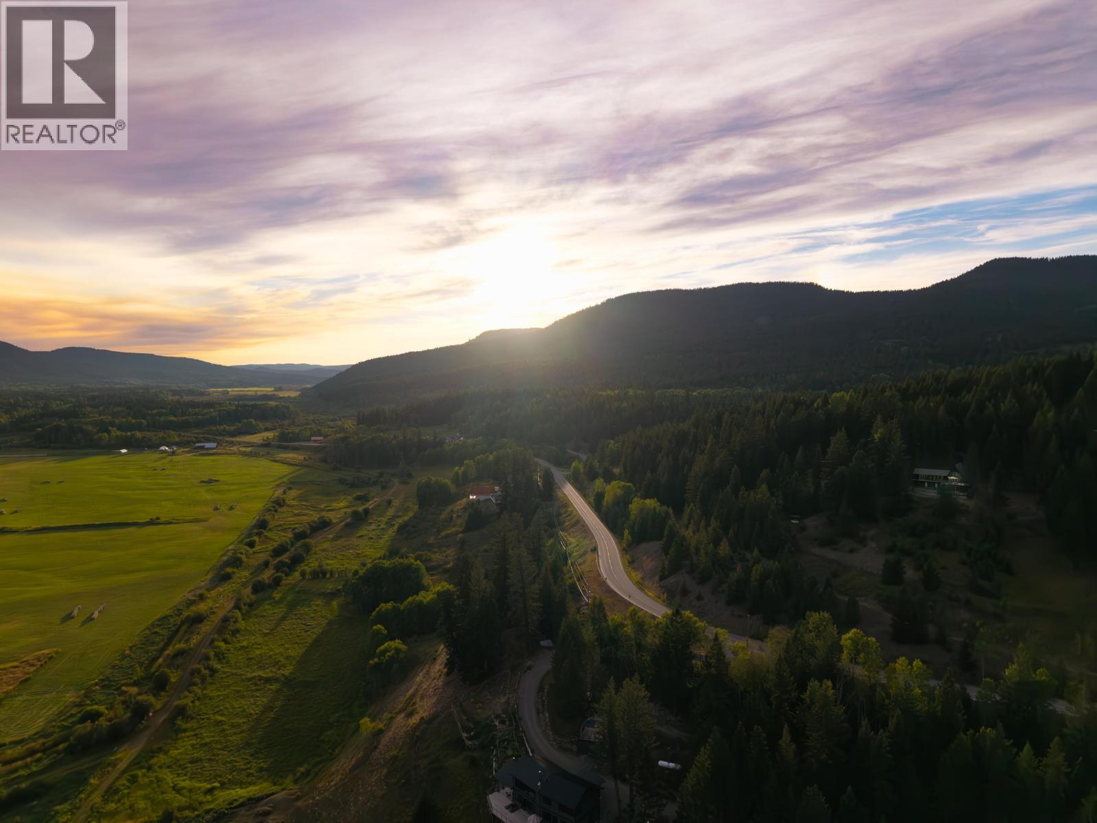 7263 Summit Road, Canim Lake, British Columbia  V0K 1J0 - Photo 40 - R3158500