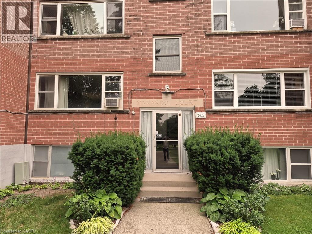 2422 New Street Unit# 9, Burlington, Ontario  L7R 1J6 - Photo 2 - 40845122