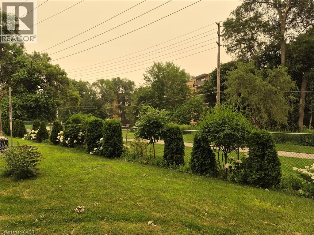 2422 New Street Unit# 9, Burlington, Ontario  L7R 1J6 - Photo 21 - 40845122