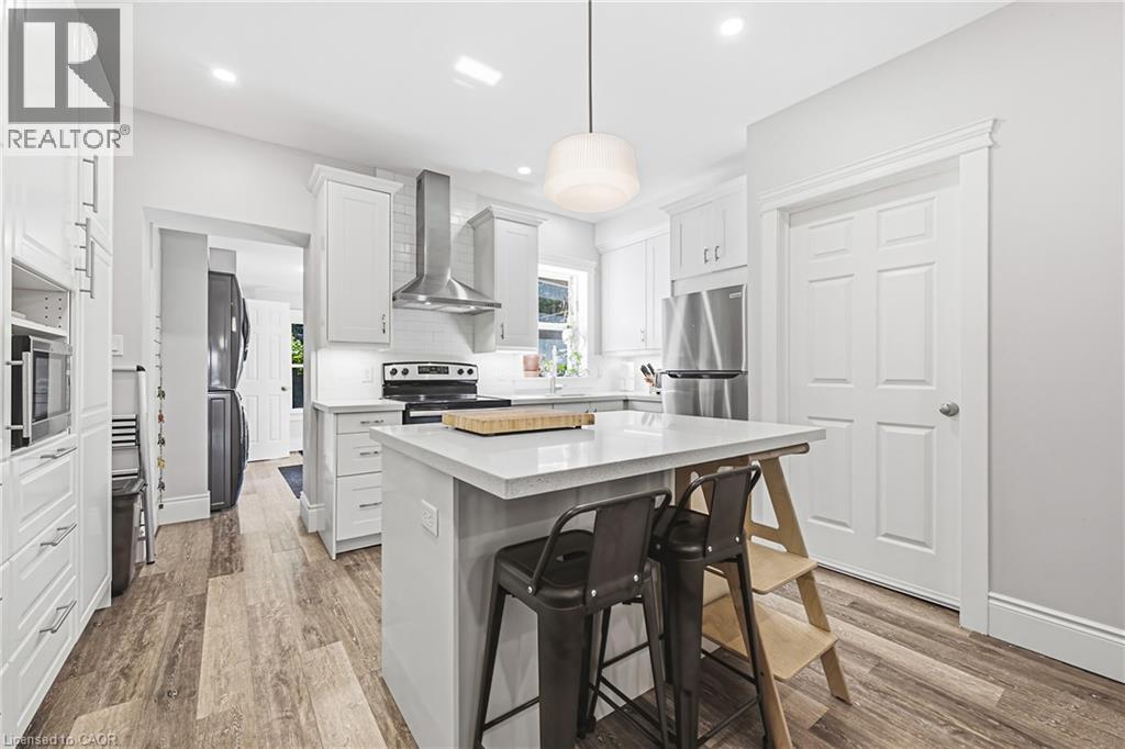 30 Cumberland Avenue, Hamilton, Ontario  L8M 1Y7 - Photo 8 - 40852514
