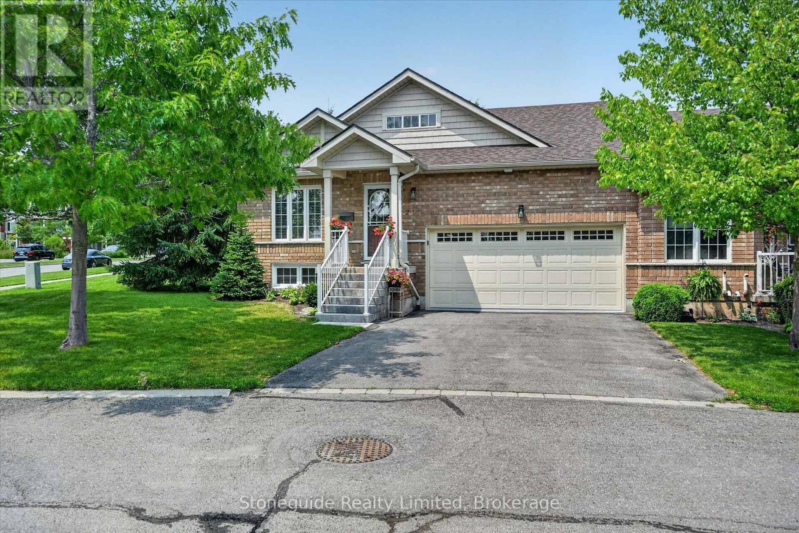 2 - 909 WENTWORTH STREET, Peterborough, Ontario