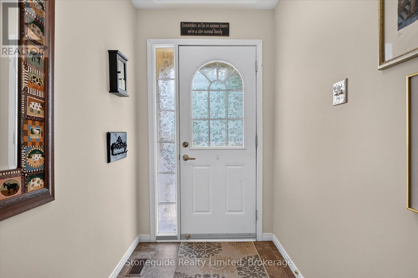 2 - 909 Wentworth Street, Peterborough, Ontario  K9J 8R7 - Photo 4 - X13709196