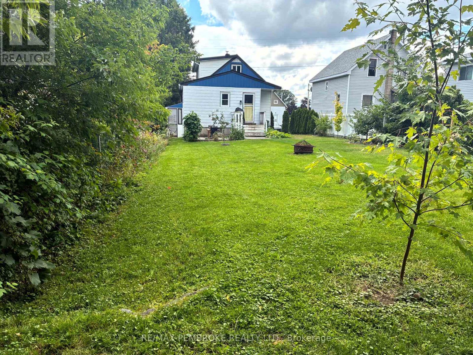 561 Hamilton Street W, Laurentian Valley, Ontario  K8A 6N9 - Photo 25 - X13709200