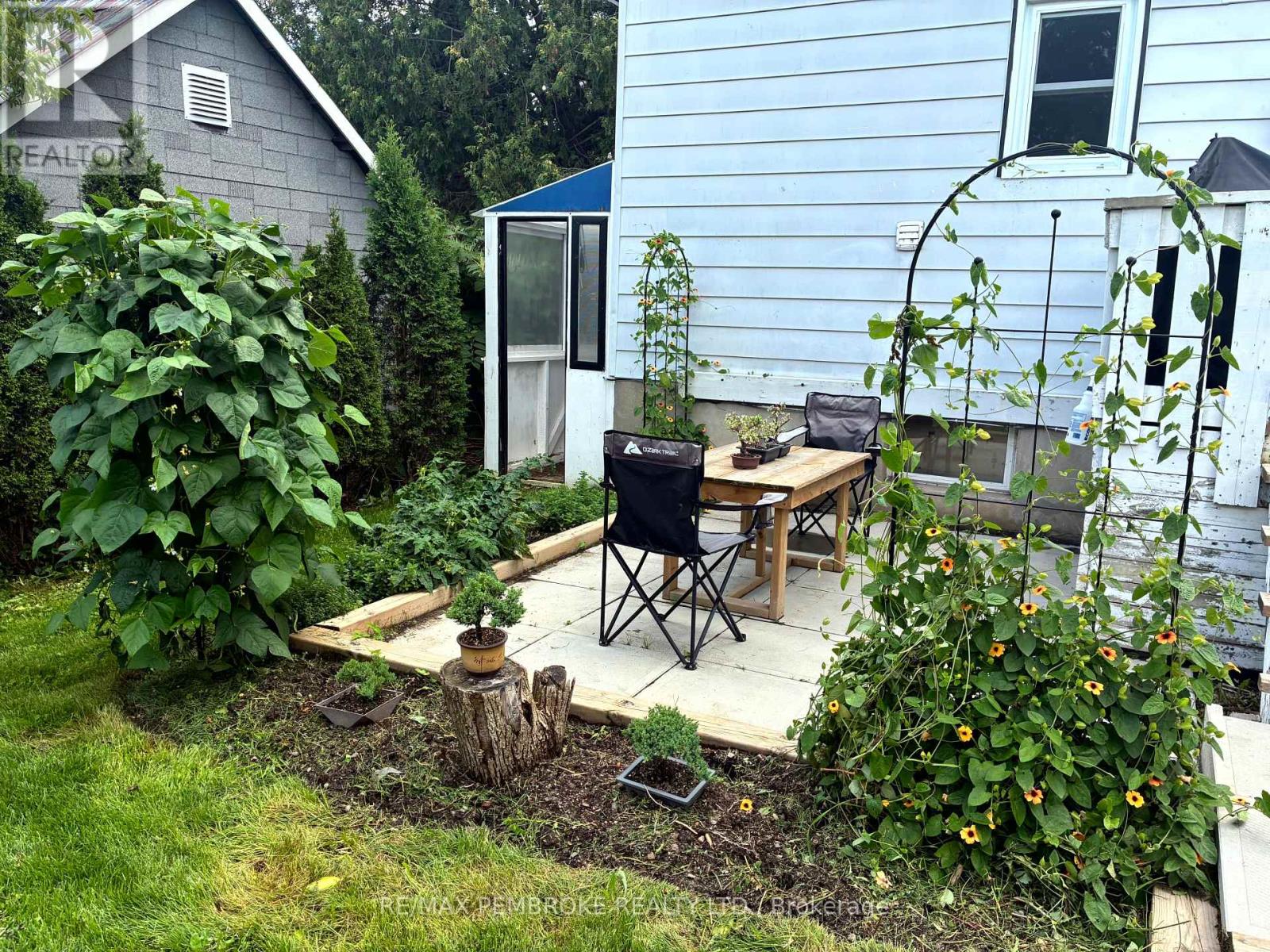 561 Hamilton Street W, Laurentian Valley, Ontario  K8A 6N9 - Photo 27 - X13709200