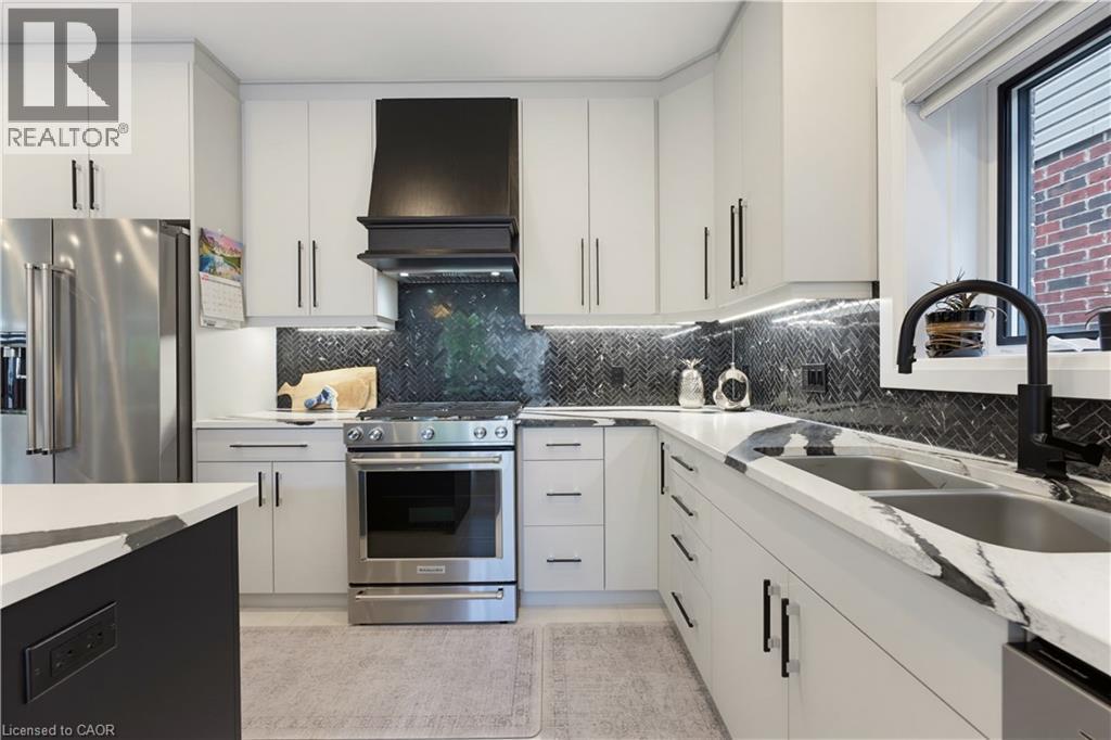 647 Blair Creek Drive, Kitchener, Ontario  N2P 0E7 - Photo 13 - 40841016