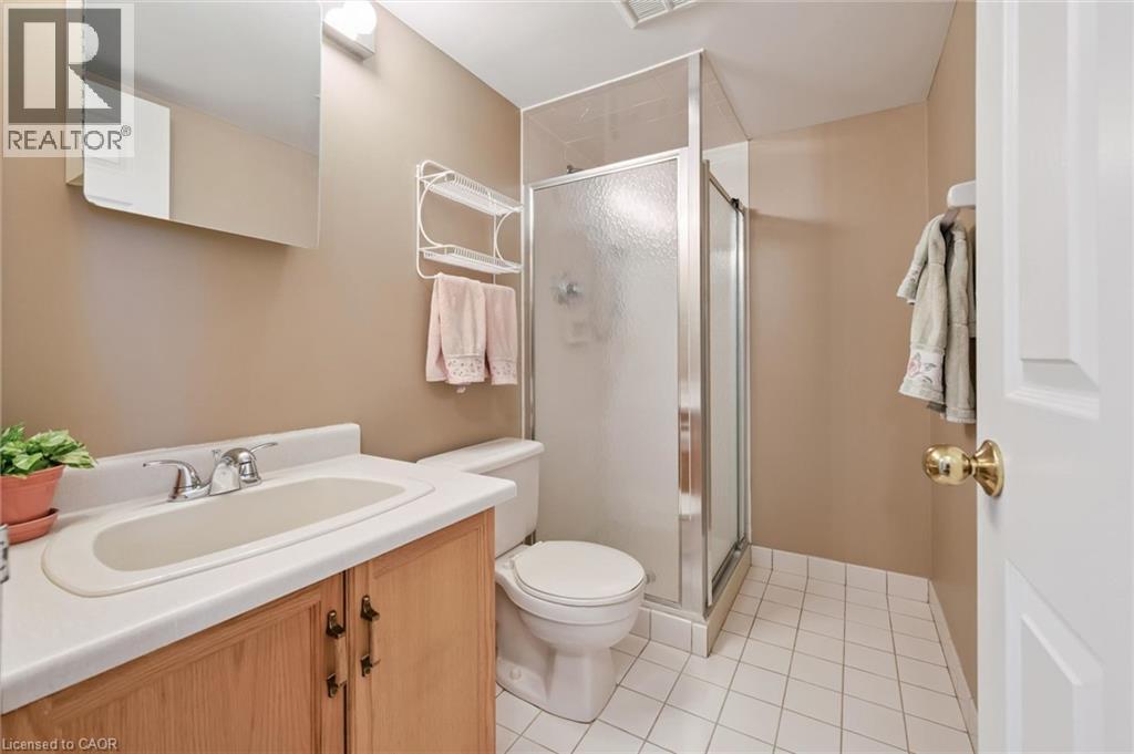 265 Westcourt Place Unit# Ph04, Waterloo, Ontario  N2L 6E4 - Photo 35 - 40850568