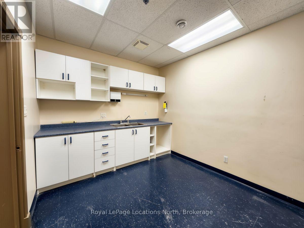 Unit 3 - 101 Pretty River Parkway S, Collingwood, Ontario  L9Y 4M8 - Photo 11 - S12927532