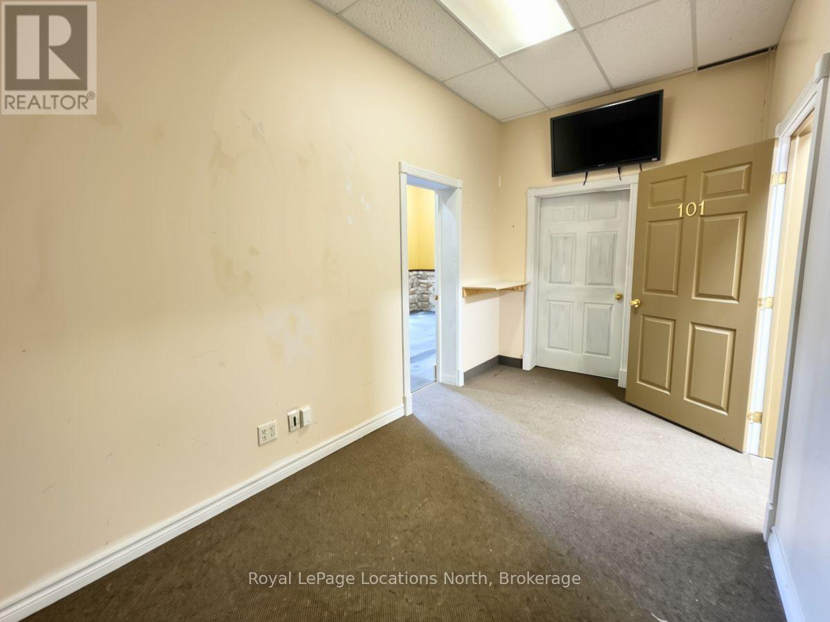 Unit 3 - 101 Pretty River Parkway S, Collingwood, Ontario  L9Y 4M8 - Photo 4 - S12927532