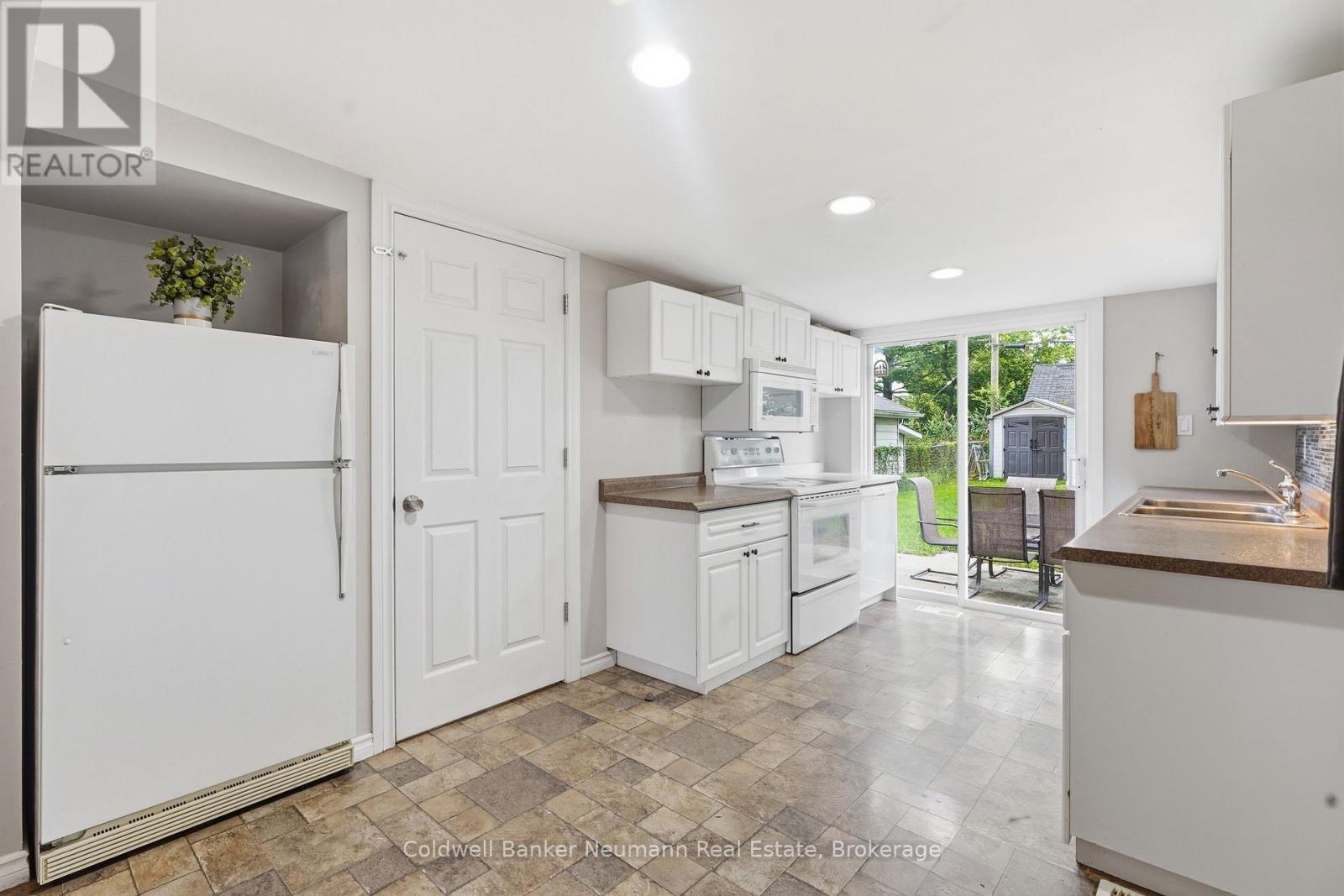 442 Burdick Place, London East (East H), Ontario  N5W 4P6 - Photo 5 - X13709188