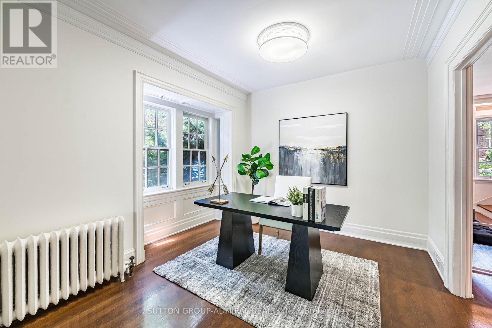 63 Highland Avenue, Toronto, Ontario  M4W 2A2 - Photo 3 - C13542212