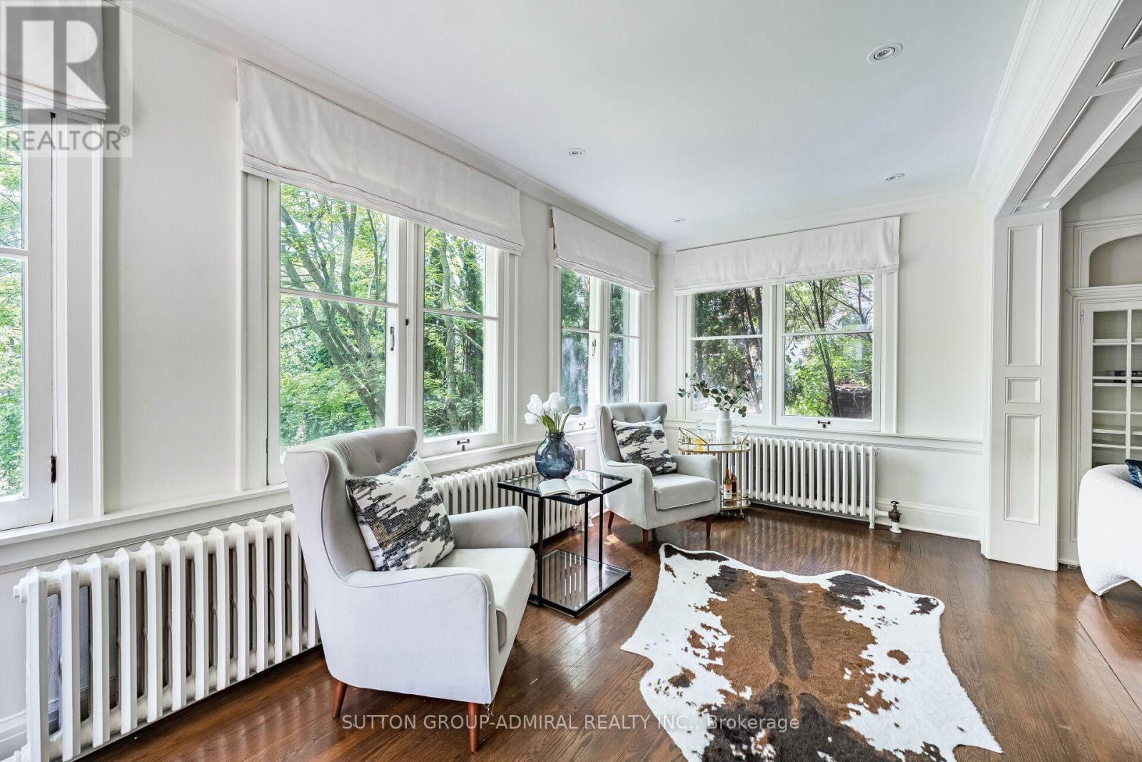 63 Highland Avenue, Toronto, Ontario  M4W 2A2 - Photo 9 - C13542212