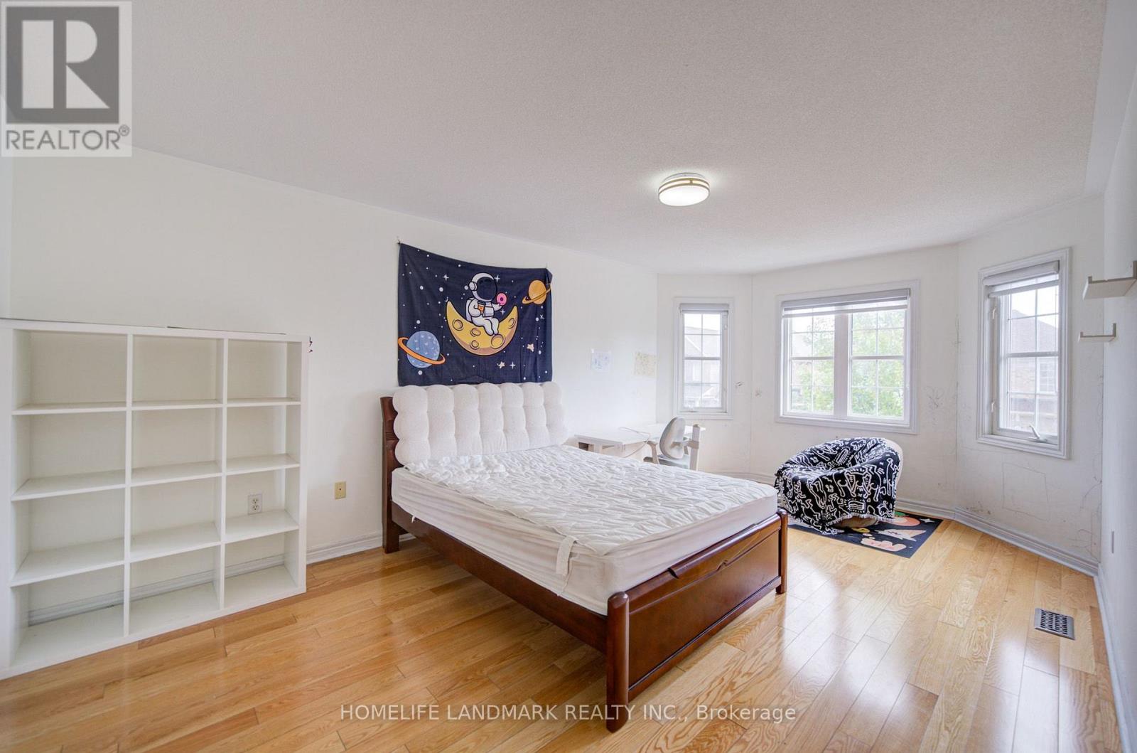 16 Barnstone Drive, Markham, Ontario L6E 2B3 - Photo 22 - N13680534