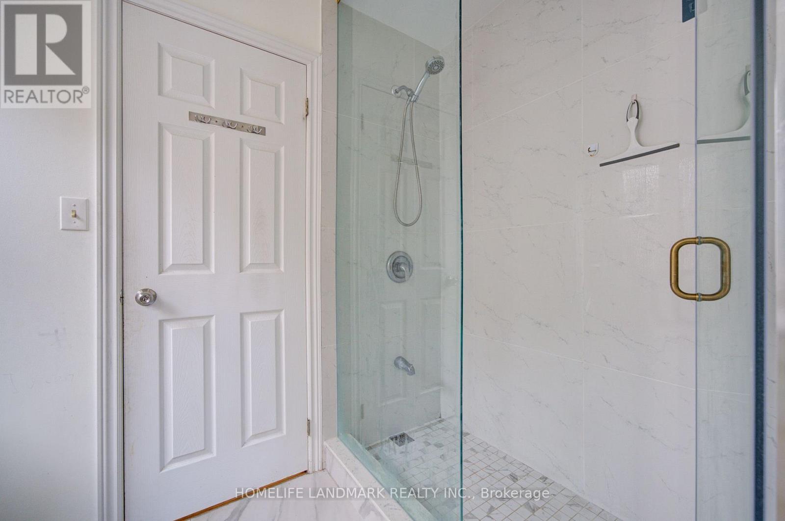16 Barnstone Drive, Markham, Ontario L6E 2B3 - Photo 28 - N13680534