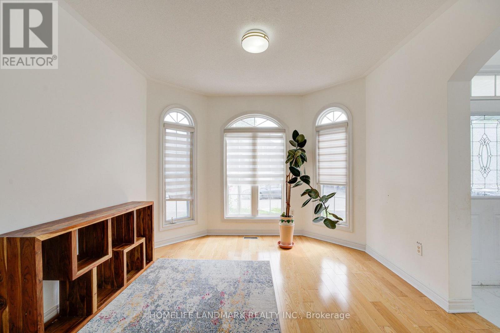 16 Barnstone Drive, Markham, Ontario L6E 2B3 - Photo 3 - N13680534