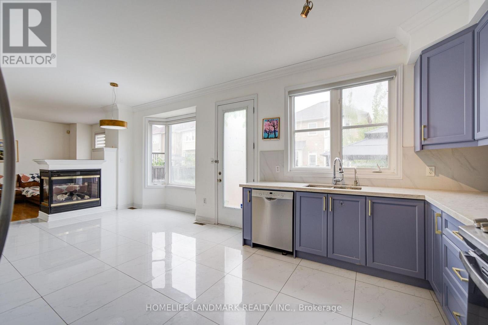 16 Barnstone Drive, Markham, Ontario L6E 2B3 - Photo 10 - N13680534
