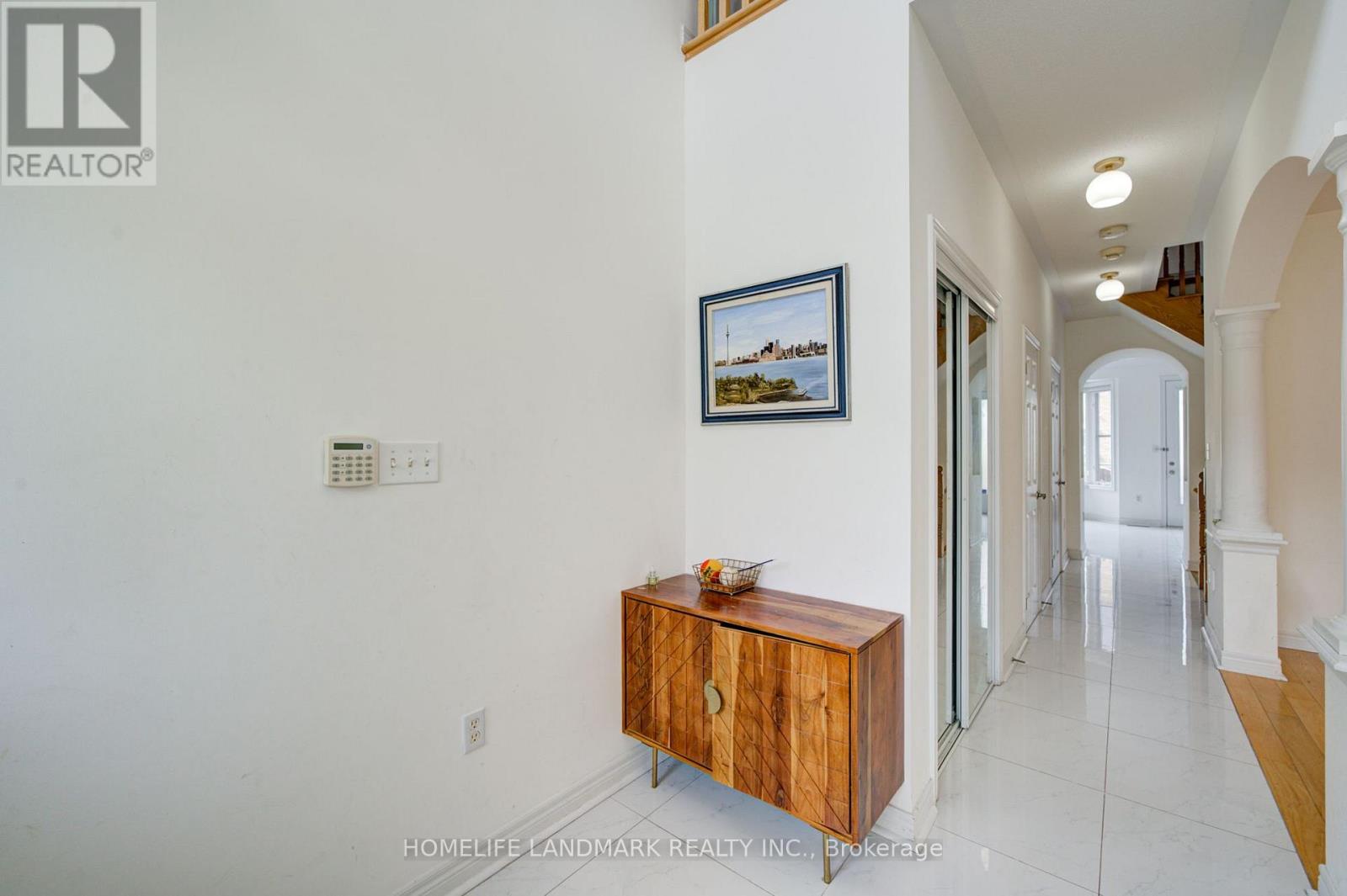 16 Barnstone Drive, Markham, Ontario L6E 2B3 - Photo 2 - N13680534