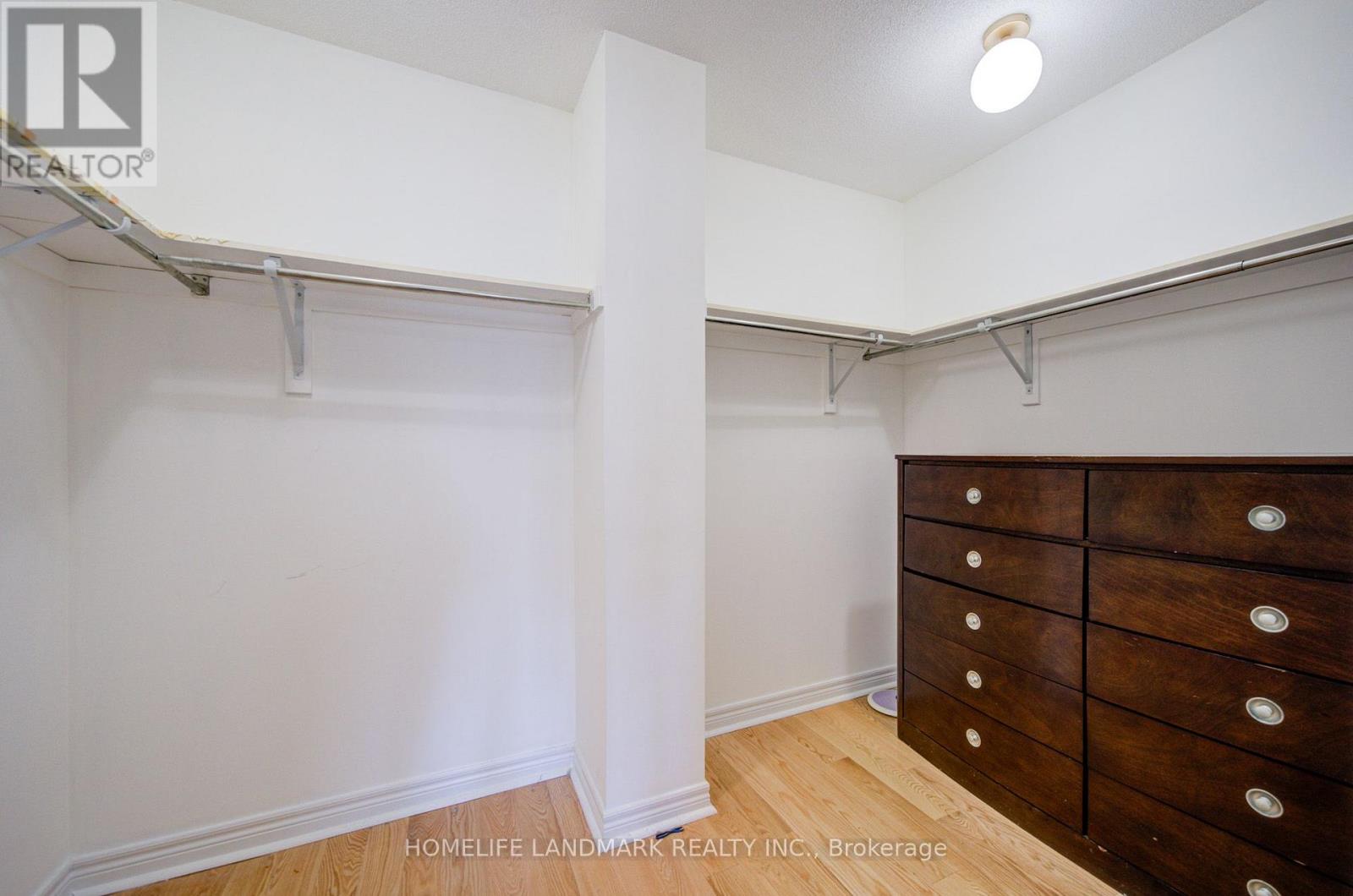 16 Barnstone Drive, Markham, Ontario L6E 2B3 - Photo 25 - N13680534