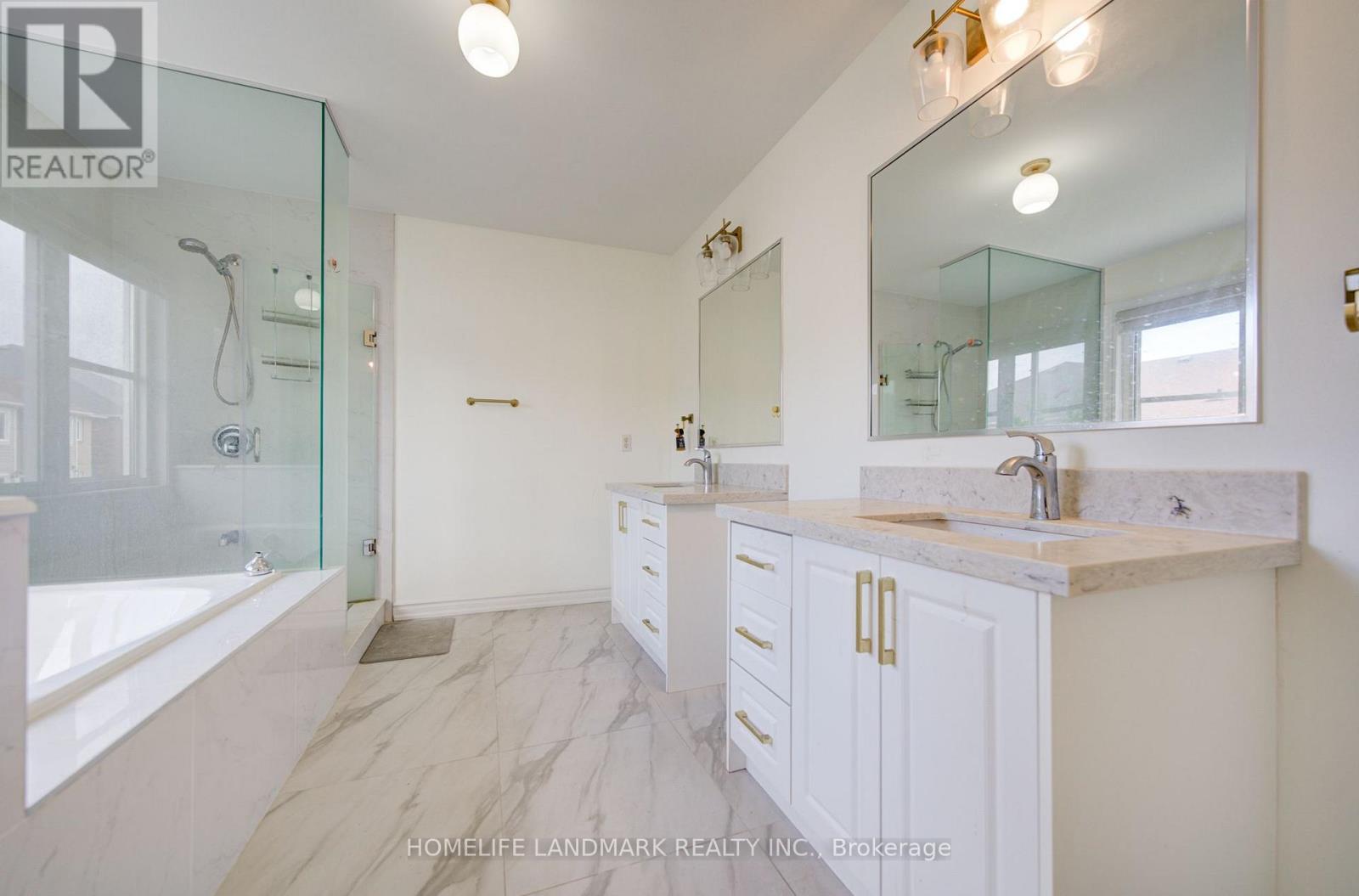 16 Barnstone Drive, Markham, Ontario L6E 2B3 - Photo 29 - N13680534